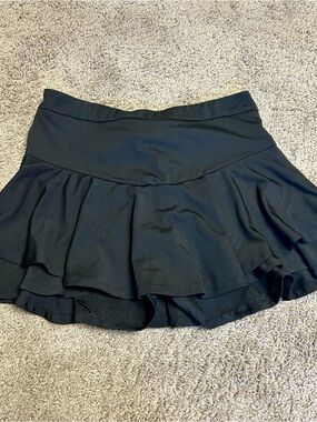 Women’s Black Ruffle Skort